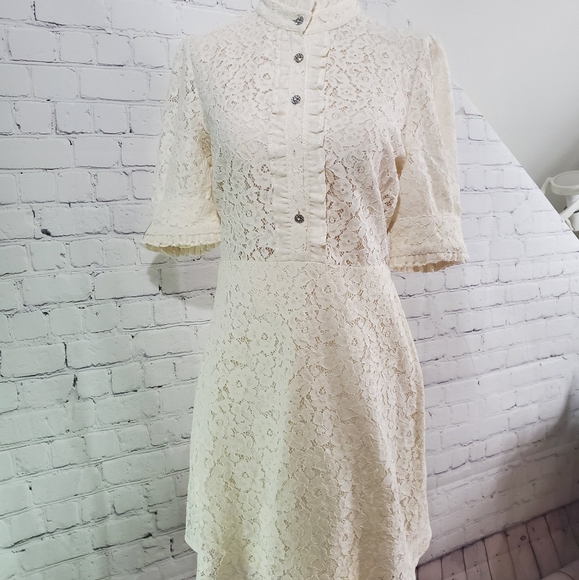 zara lace dress with rhinestone buttons Womens Dresses Zara Lace Dress With Rhinestone Buttons Zara Dresses Brand  New Zara Dress Lace With